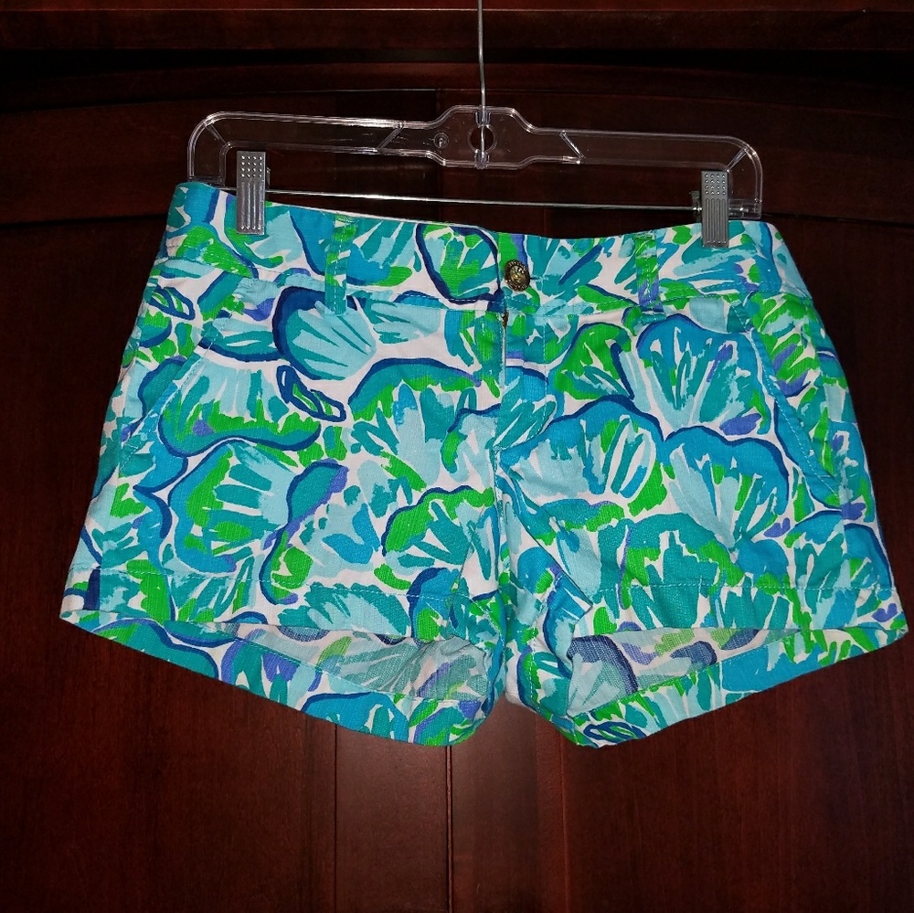 Lilly Pulitzer Walsh shorts Size 4